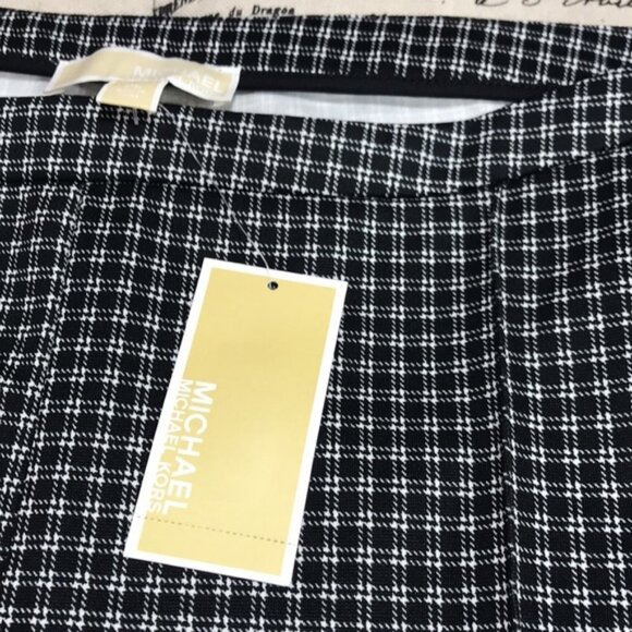 Michael Kors Cropped Checked Pants - Picture 6 of 10